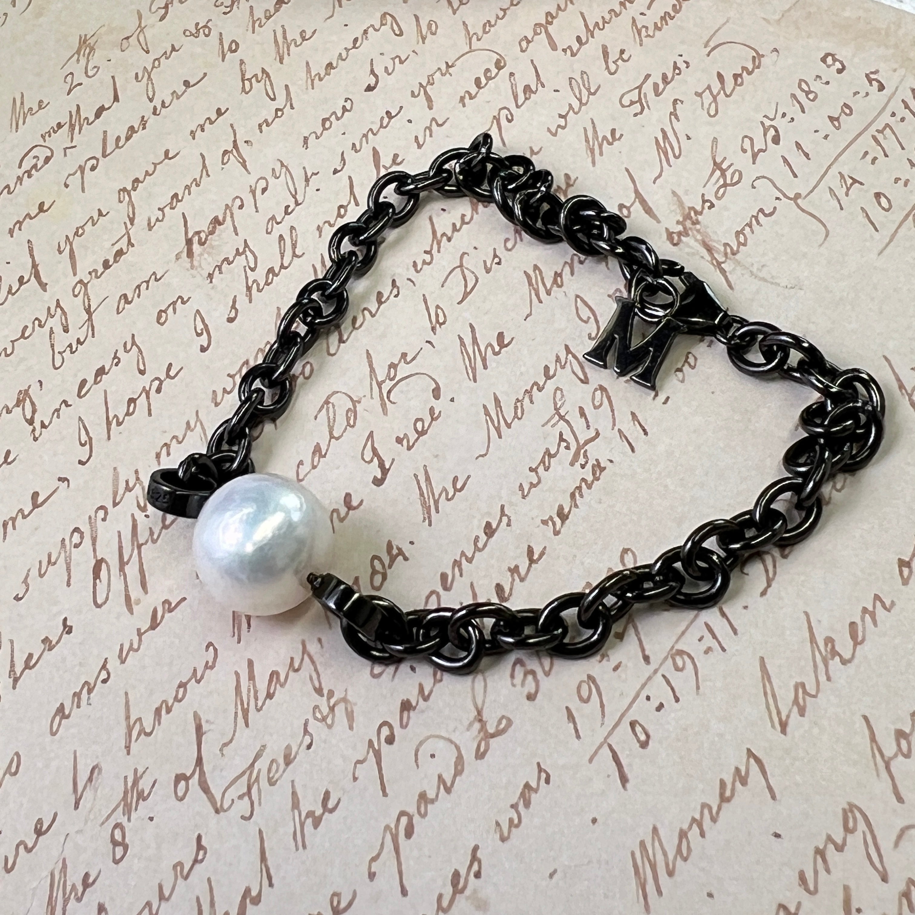 【Black Knight 】【Adee Same Style】S925 Silver Black Fashion M-shaped Pearl Bracelet【PEARLISM】