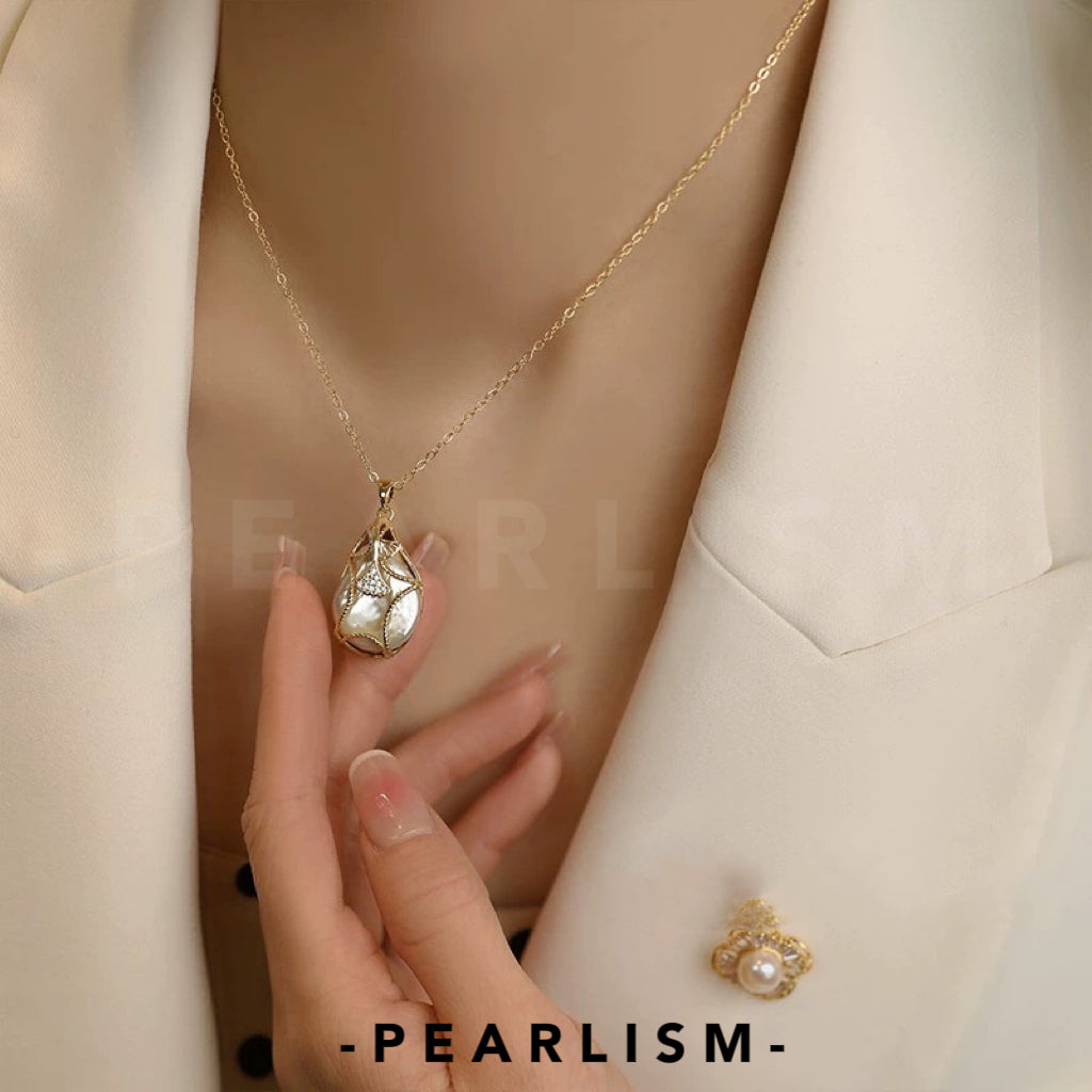 【Pearlism】Freshwater UFO Shape Pearl Trendy Design Pendant